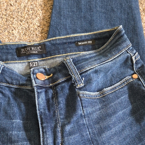 Judy Blue Classic Blue Skinny Jeans - Picture 8 of 10